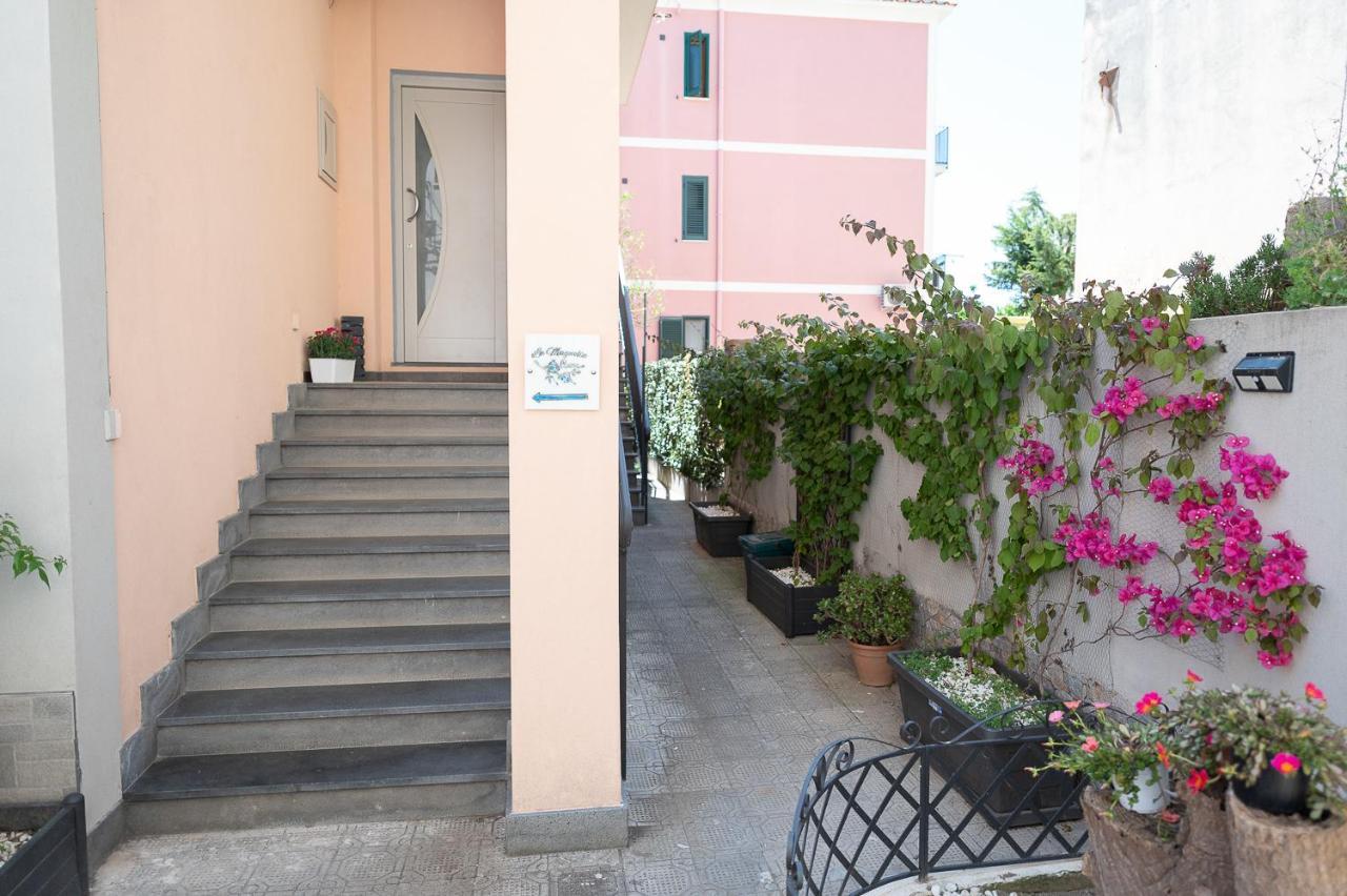 La Magnolia Rooms Procida Exterior foto