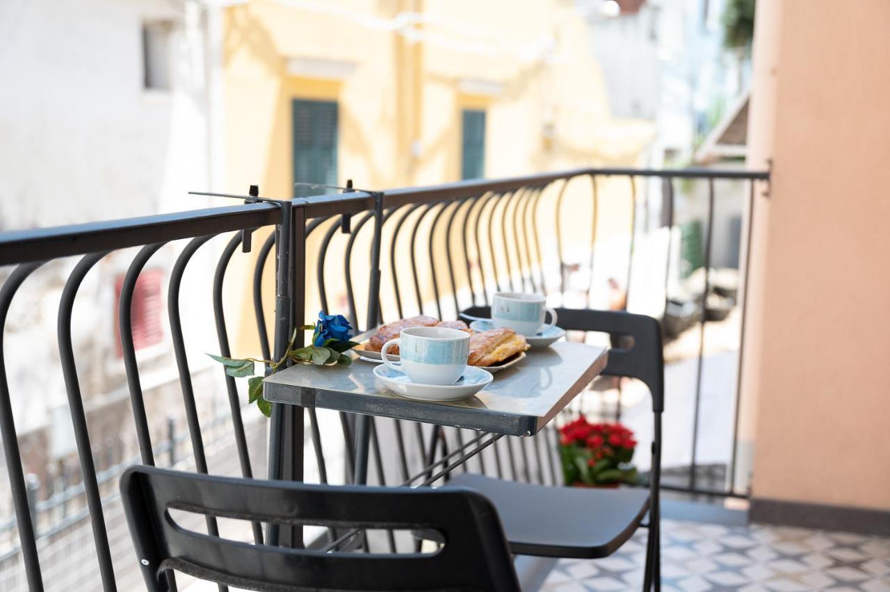 La Magnolia Rooms Procida Exterior foto