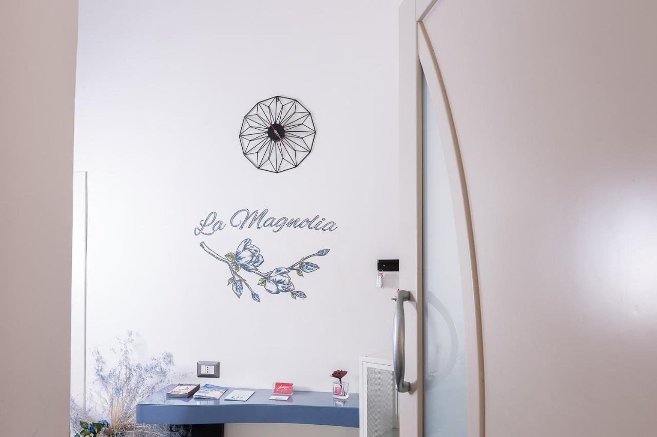 La Magnolia Rooms Procida Exterior foto